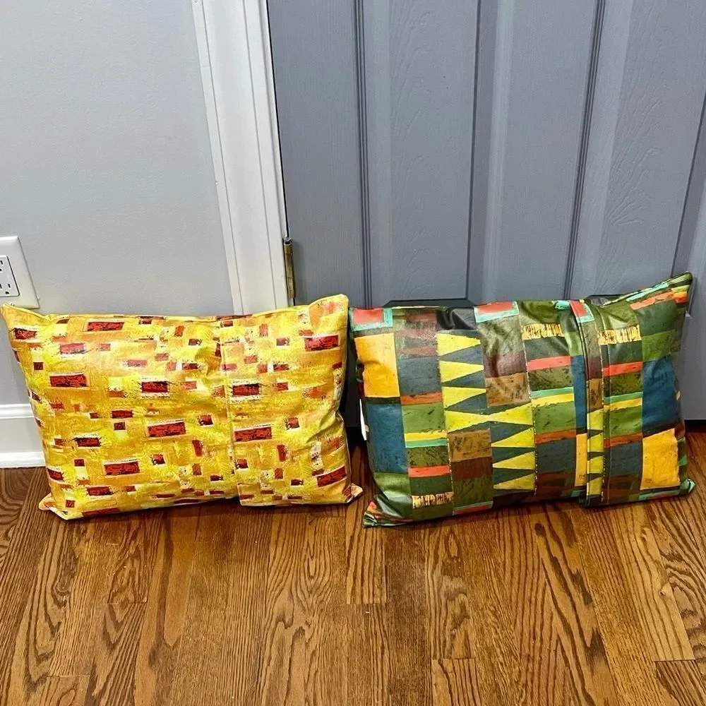 Two Kindred Spirits Decorative Pillows | Bears & Lab
